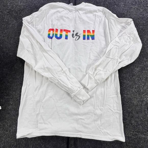 Gildan Shirt Mens Medium Long Sleeve Telluride Gay Ski Week Out is In LGBTQ - Picture 2 of 6